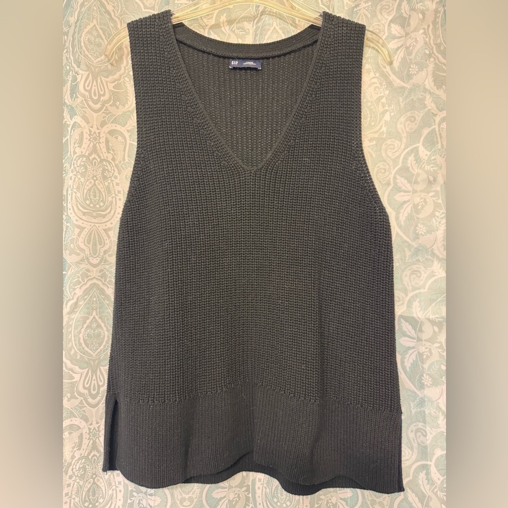 GAP Classic Black Sweater Tank